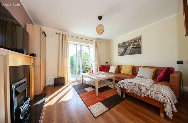 Moylaragh Rise, Balbriggan, Co. Dublin - Click to view photos