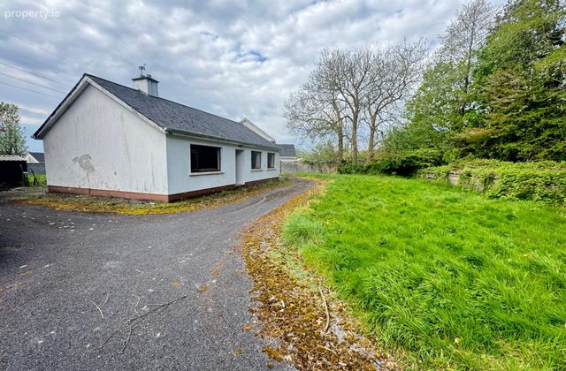 Monksland, Athlone, Athlone, Co. Roscommon - Click to view photos