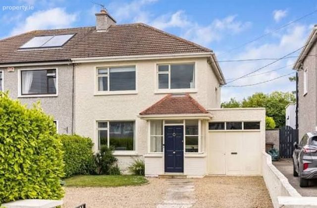 67 Shanganagh Grove, Shankill, Dublin 18 - Click to view photos