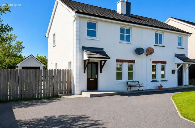 22 Abhainn Mor, Collooney, Co. Sligo, Collooney, Co. Sligo - Click to view photos