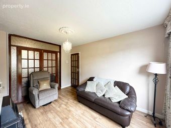 51 Walkinstown Parade, Dublin 12, Walkinstown, Dublin 12 - Image 4