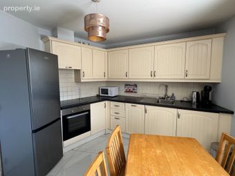 Apartment 11, Stone Court, Trafalgar Hill, Montenotte, Co. Cork - Image 4