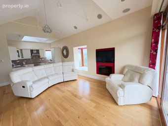 Apartment 15, Stonepark, Mill Road, Glenties, Co. Donegal - Image 3