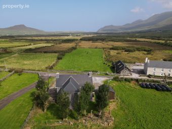 Caherscullibeen, Ballydavid, Co. Kerry - Image 4