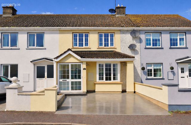 18 Hillside Drive, Castletown, Navan, Co. Meath - Click to view photos