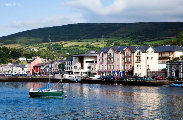 16 An Muileann, The Quay, Bantry, Co. Cork - Click to view photos