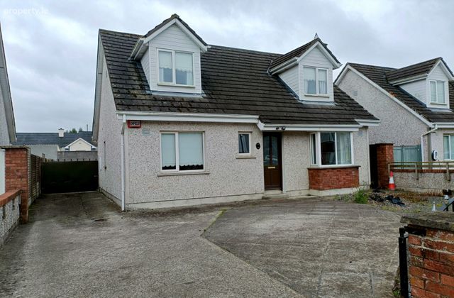 4 Carrick Esker, Edenderry, Edenderry, Co. Offaly - Click to view photos