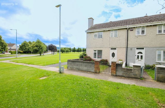 143 Castle Park, Tallaght, Dublin 24, Tallaght, Dublin 24 - Click to view photos