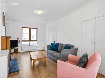 12 The Courtyard, Pleasants Street, South Circular Road, Dublin 8, Dublin 8 - Image 4