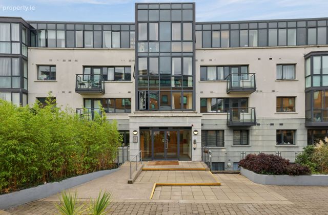 Apartment 116, Block 4, Parkgate Place, Dublin 8 - Click to view photos