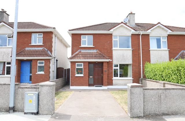 24 Kenley Close, Model Farm Road, Co. Cork - Click to view photos