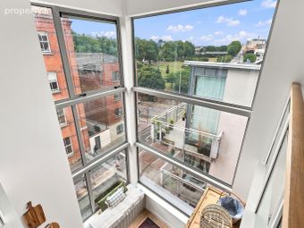 71 Collins Square, Stoneybatter, Dublin 7 - Image 3