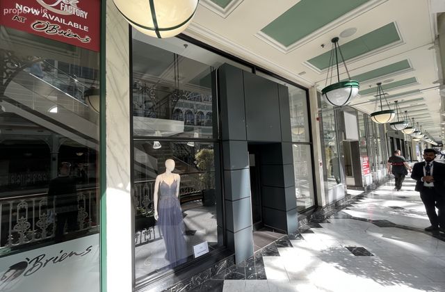 Unit 117, Stephens Green Shopping Centre, Dublin 2 - Click to view photos