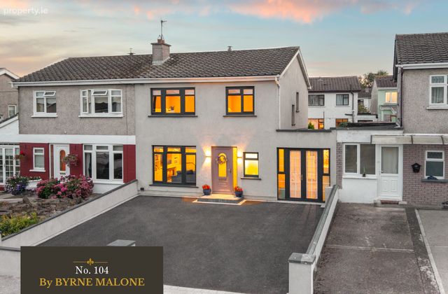 104 Moorefield Park, Newbridge, Co. Kildare, Newbridge, Co. Kildare - Click to view photos