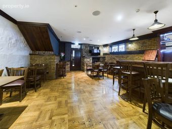 The Crescent, Boyle, Co. Roscommon - Image 4