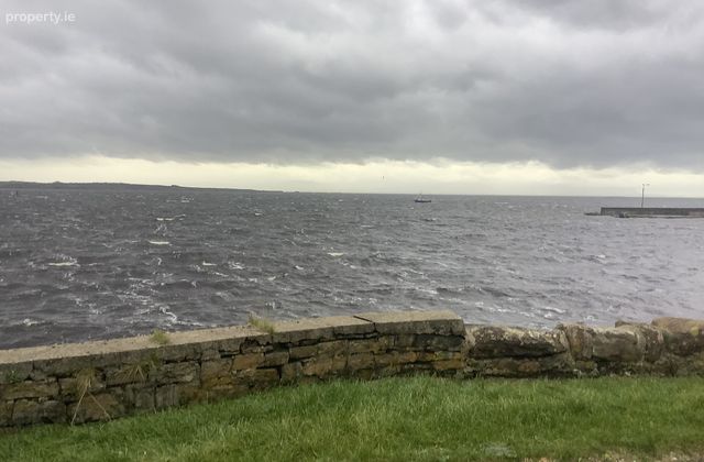 The Port, Inver, Co. Donegal - Click to view photos