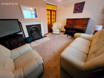 2 Chestnut Close, Renmore, Renmore, Co. Galway - Image 2