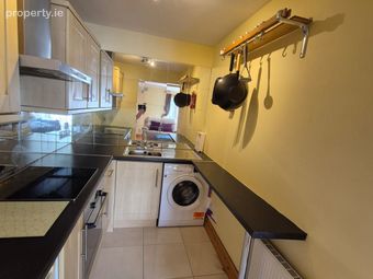 Maple Court, Mount Oval Village, Rochestown, Cork, Rochestown, Co. Cork - Image 2