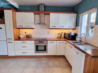 10 Loreto Terrace, Rathfarnham, Dublin 14 - Image 3