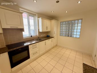 Apartment 1, Waltham, Clonfadda Wood, Booterstown, Co. Dublin - Image 2