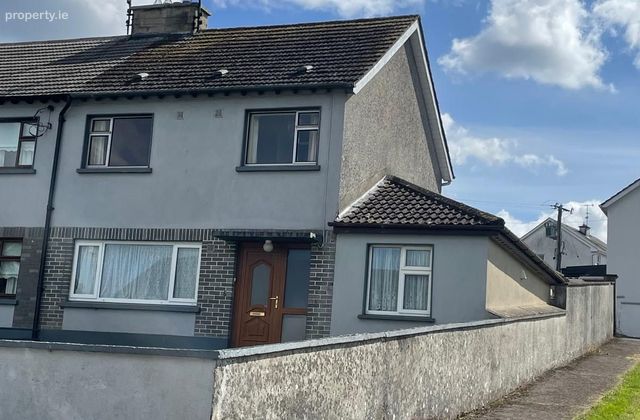 6 Morrissey Park, Belturbet, Co. Cavan - Click to view photos