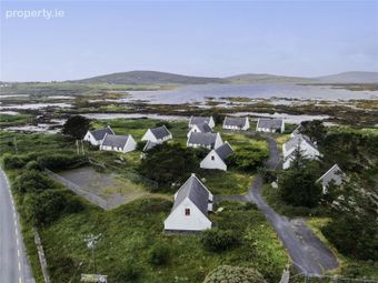 Tighe Saoire Na N-oilean, Eanach Mheain, Bealadangan, Co. Galway, Lettermore, Co. Galway