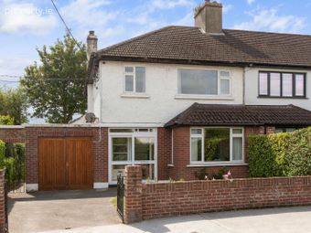 17 Woodbine Park, Blackrock, Co. Dublin