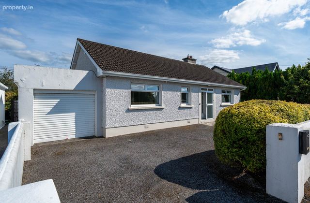Niarbyl, Bonavalley, Athlone, Co. Westmeath, Athlone, Co. Westmeath - Click to view photos