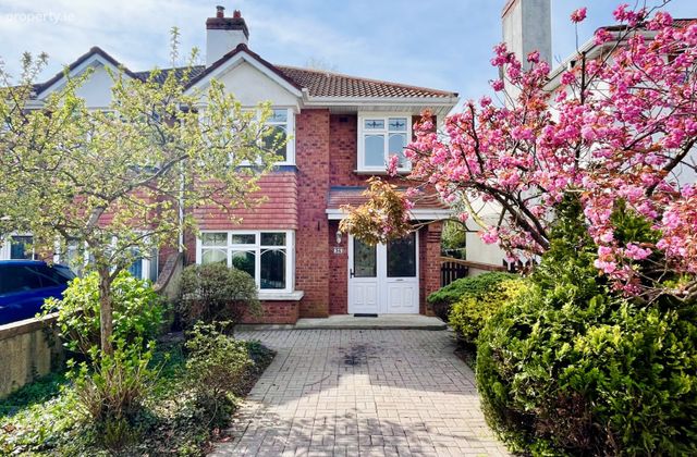 36 Madeira Grove, Enniscorthy, Co. Wexford - Click to view photos