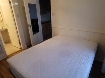 Flat 4, 31 Cabra Park, Phibsborough, Dublin 7 - Image 5