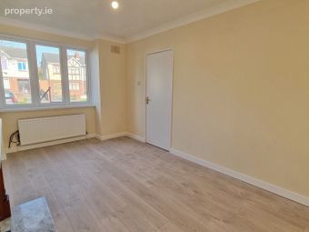 Woodford Crescent, Clondalkin, Dublin 22, Dublin 22 - Image 5