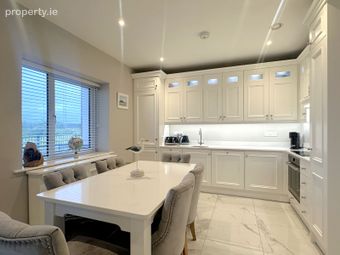Apartment In Tuairin, Roscam, Co. Galway - Image 4