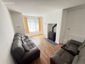 4 Saint Joseph's Villas, Curraheen, Ballinveiltig, Co. Cork