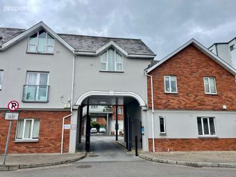 6 Chapel Court, Chapel Lane, Killarney, Co. Kerry - Image 2