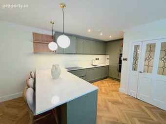 69 Ballsbridge Wood, Crampton Avenue, Ballsbridge, Dublin 4 - Image 2