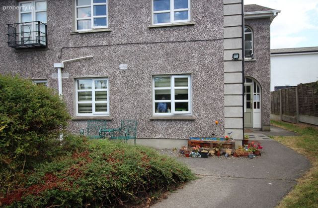 Apartment 3, Woodlands View, Trim Road, Navan, Co. Meath - Click to view photos