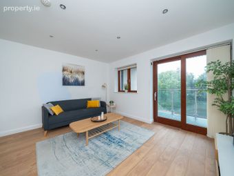 4 Landscape Court, Churchtown, Dublin 14 - Image 2