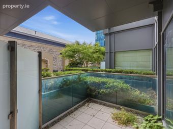 15 Hanover Court, Grand Canal Dock, Dublin 2 - Image 5