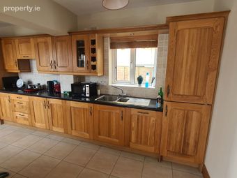 22 Sceilg Ard, Headford Road, Galway, Headford Road, Co. Galway - Image 2
