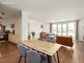 95 The Ramparts, Willow Avenue, Cabinteely, Dublin 18, Cabinteely, Dublin 18 - Image 4