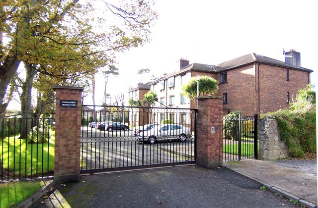 3 Killiney Court, Seafield Road, Killiney, Co. Dublin - Click to view photos