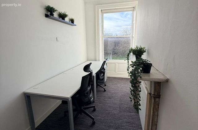 Fitzwilliam Square, Dublin 2 - Click to view photos