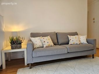 Pembroke Square, Grand Canal Dock, Dublin 4, Ballsbridge, Dublin 4 - Image 4