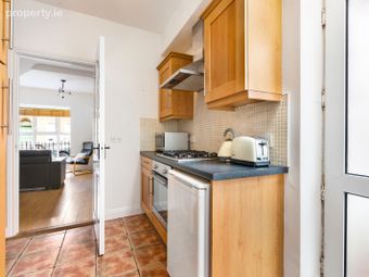 18 Washington Street, South Circular Road, Dublin 8 - Image 5