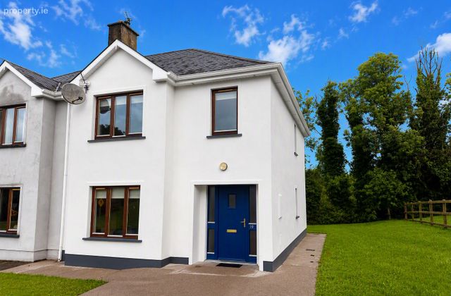 19 P&aacute;irc Fe&aacute;, Ballinamore, Ballinamore, Co. Leitrim - Click to view photos