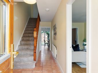 27 Marlfield Lawn, Kiltipper, Dublin 24, Kiltipper, Dublin 24 - Image 2