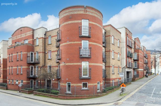 Apartment 65, Newmarket Square, Christchurch, Dublin 8 - Click to view photos