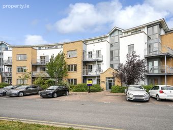 24 Goldsmith Hall, Collegewood, Castleknock, Dublin 15, Castleknock, Dublin 15 - Image 2