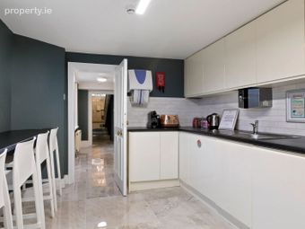 Mount Street Upper, Dublin 2 - Image 2
