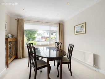 109 Foxrock Park, Dublin 18, Foxrock, Dublin 18 - Image 5